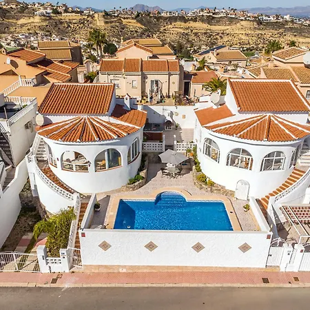 Villa Gemelas